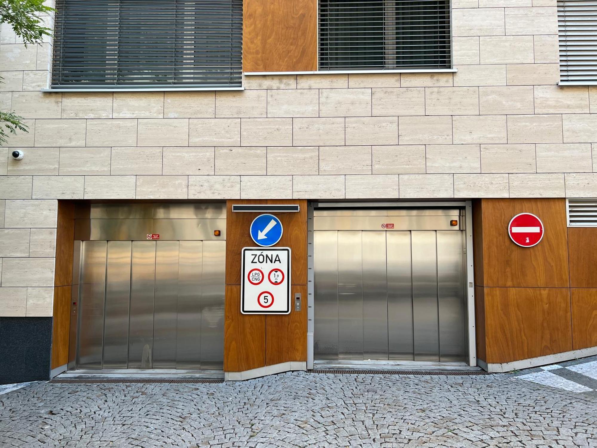 Quiet Apartment In The Centre Praha Eksteriør bilde